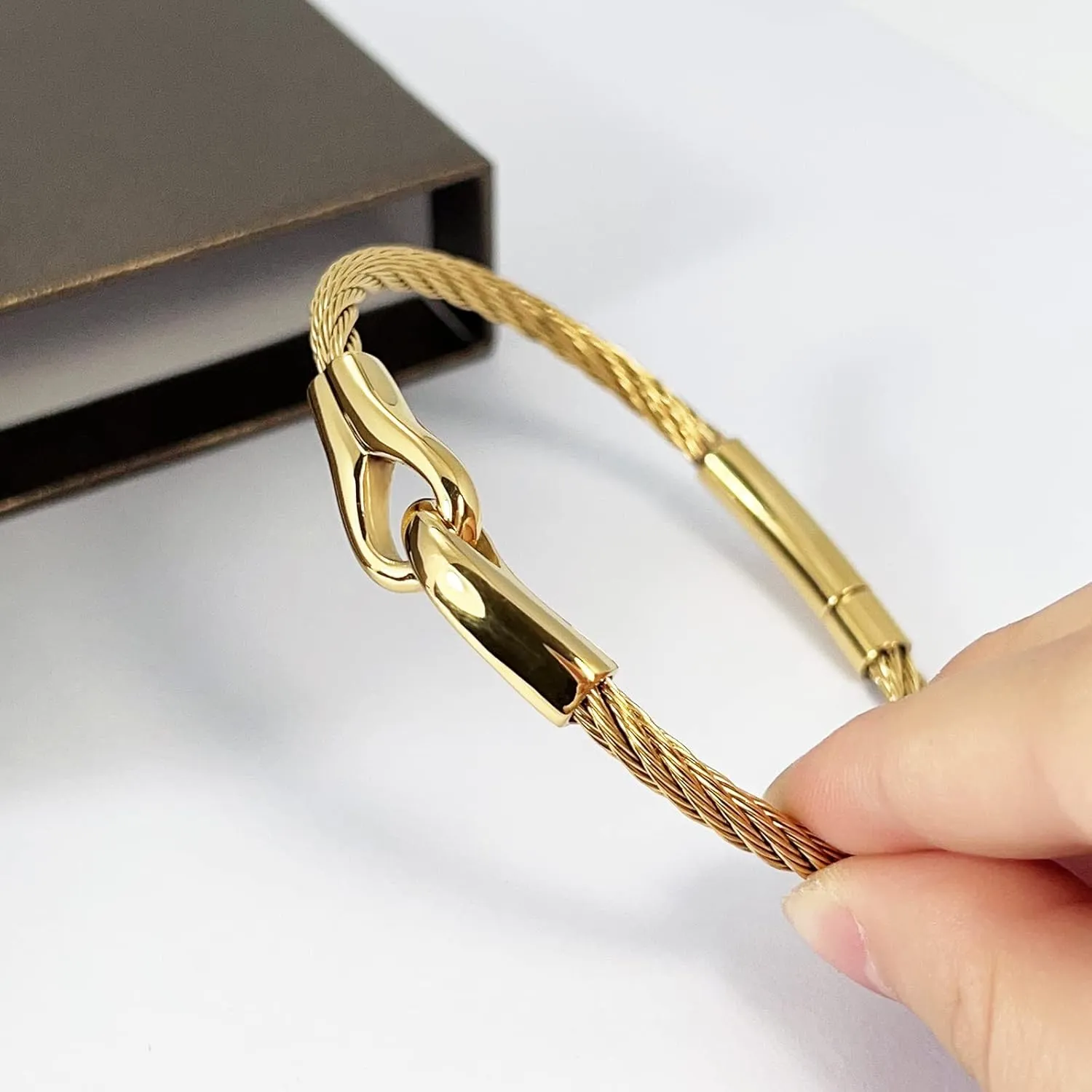14K Gold Bracelets for Men Gold Plated Bracelets for Men Stainless Steel Bracelets Charm Cable Twist Bracelet for Men Buckle Bangle Bracelet for Men Gift for Men