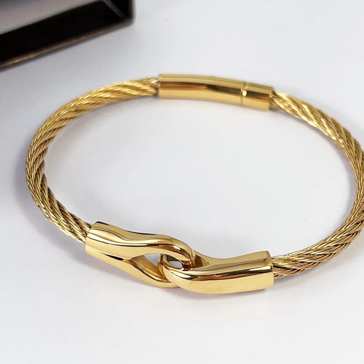 14K Gold Bracelets for Men Gold Plated Bracelets for Men Stainless Steel Bracelets Charm Cable Twist Bracelet for Men Buckle Bangle Bracelet for Men Gift for Men