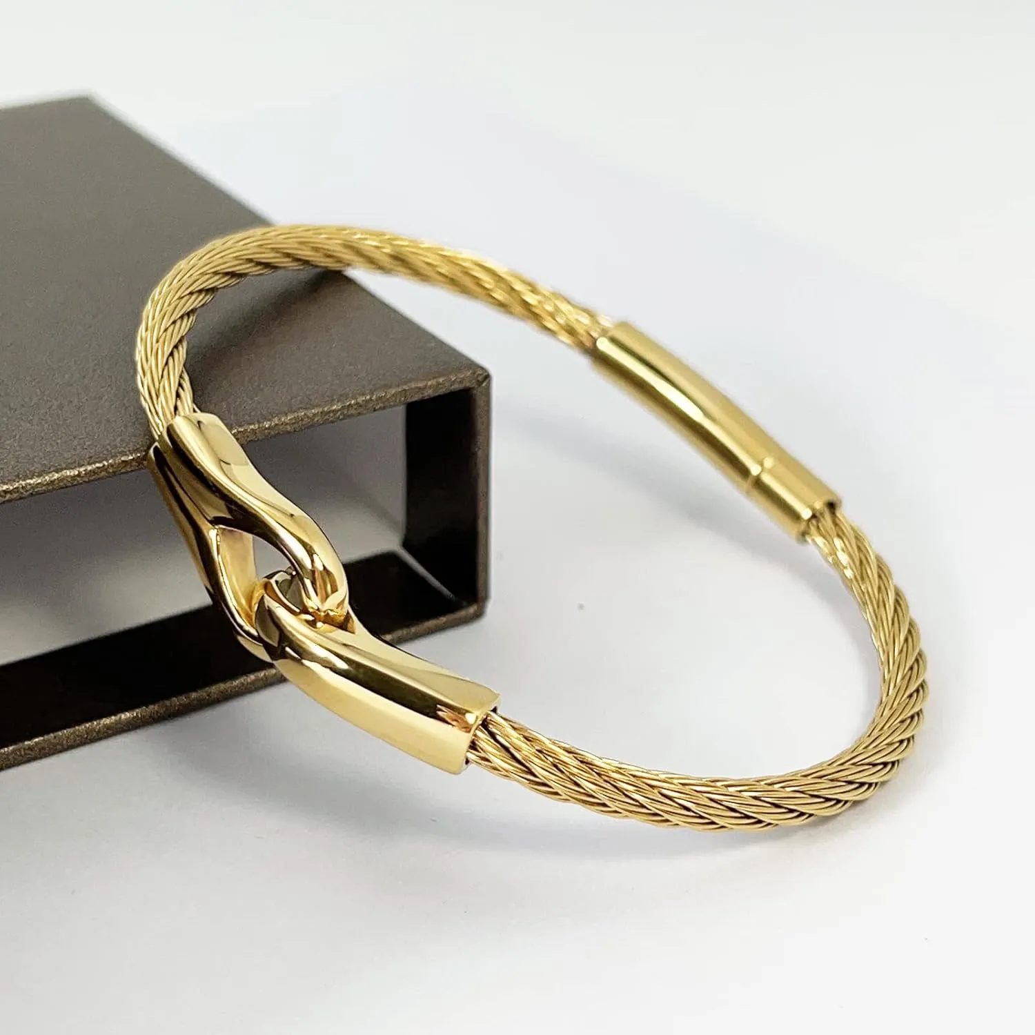 14K Gold Bracelets for Men Gold Plated Bracelets for Men Stainless Steel Bracelets Charm Cable Twist Bracelet for Men Buckle Bangle Bracelet for Men Gift for Men