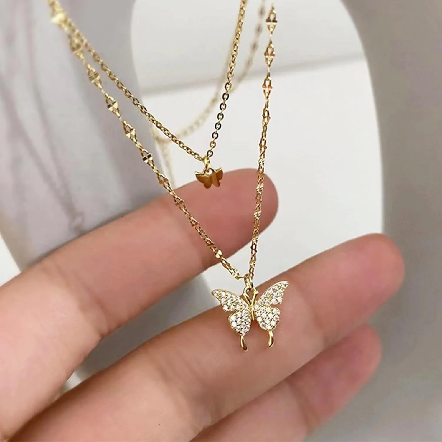2 Pcs Butterfly Necklace for Women Butterfly Pendant Necklace 2 Layered Butterfly Necklace Insect Chain Necklace Jewelry for Girls