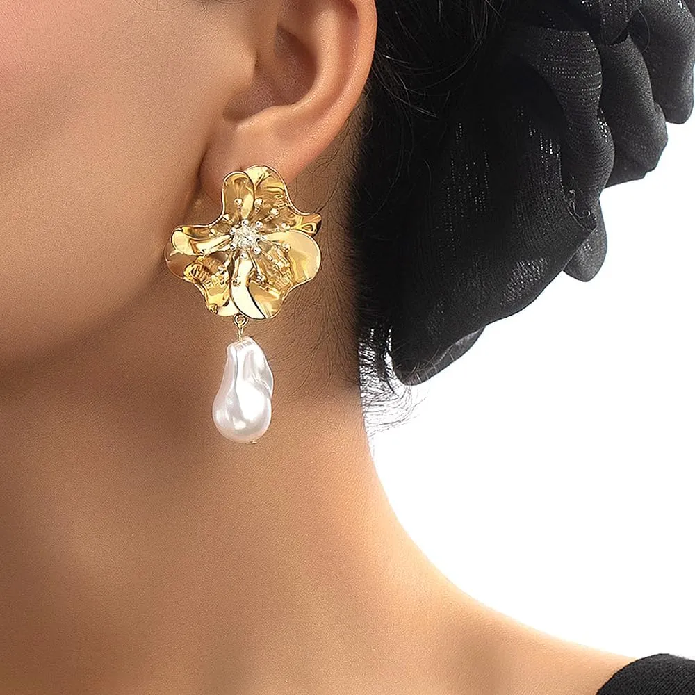 Baroque Pearl Flower Stud Earrings for Women 14k Gold Fashion Geometric Floral Statement Earrings Petals Beaded Earrings Jewelry Accessories