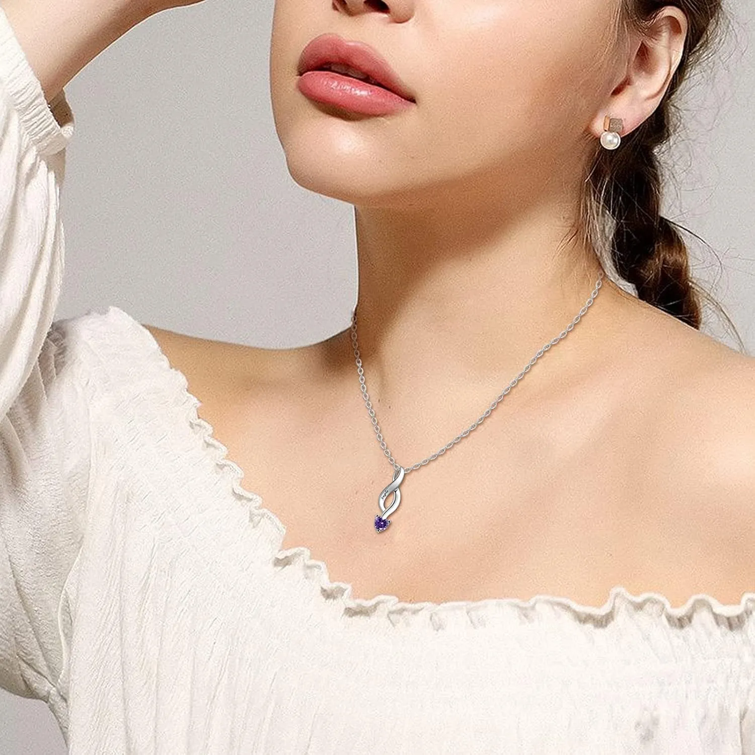BAUMA AUTO Personalized Mother Necklace with 1-6 Birthstones Mom and Family Names Customized Heart Pendant Necklace Gift to Her Birthday Mother's Day