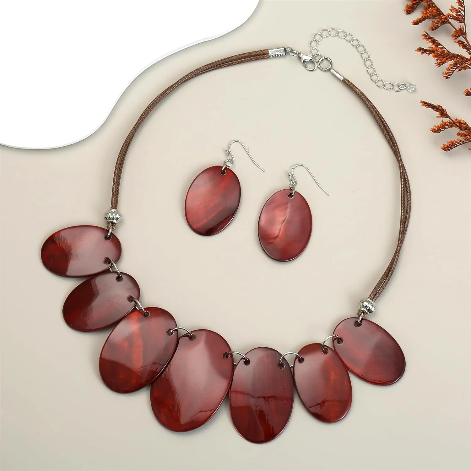 Big Oval Chunky Statement Necklaces Set for Women Fashion Western Boho Colorful Shell Choker Necklace and Earrings Set for Holiday Costume Jewelry Gifts