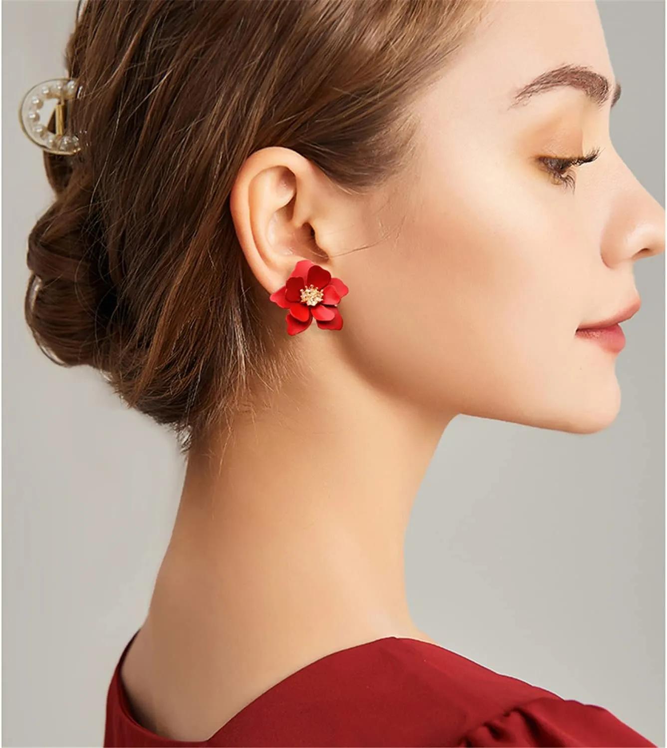 Boho Flower Stud Earrings with White Pearl - Daisy Dangle Drop Earrings with Gold Flower Bud