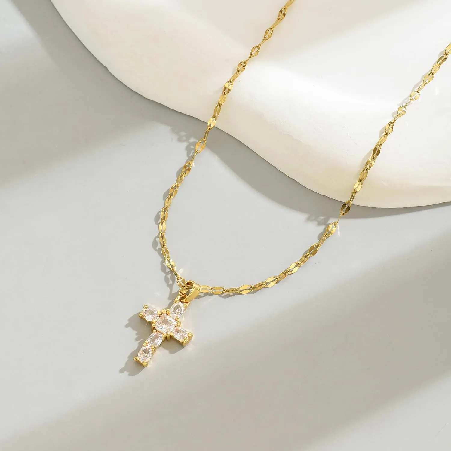 Cross Pendant Necklace for Women 18K Gold Plated Cubic Zirconia Diamond Pearl Beaded Cross Choker Necklaces Faith Religious Jewelry Gifts