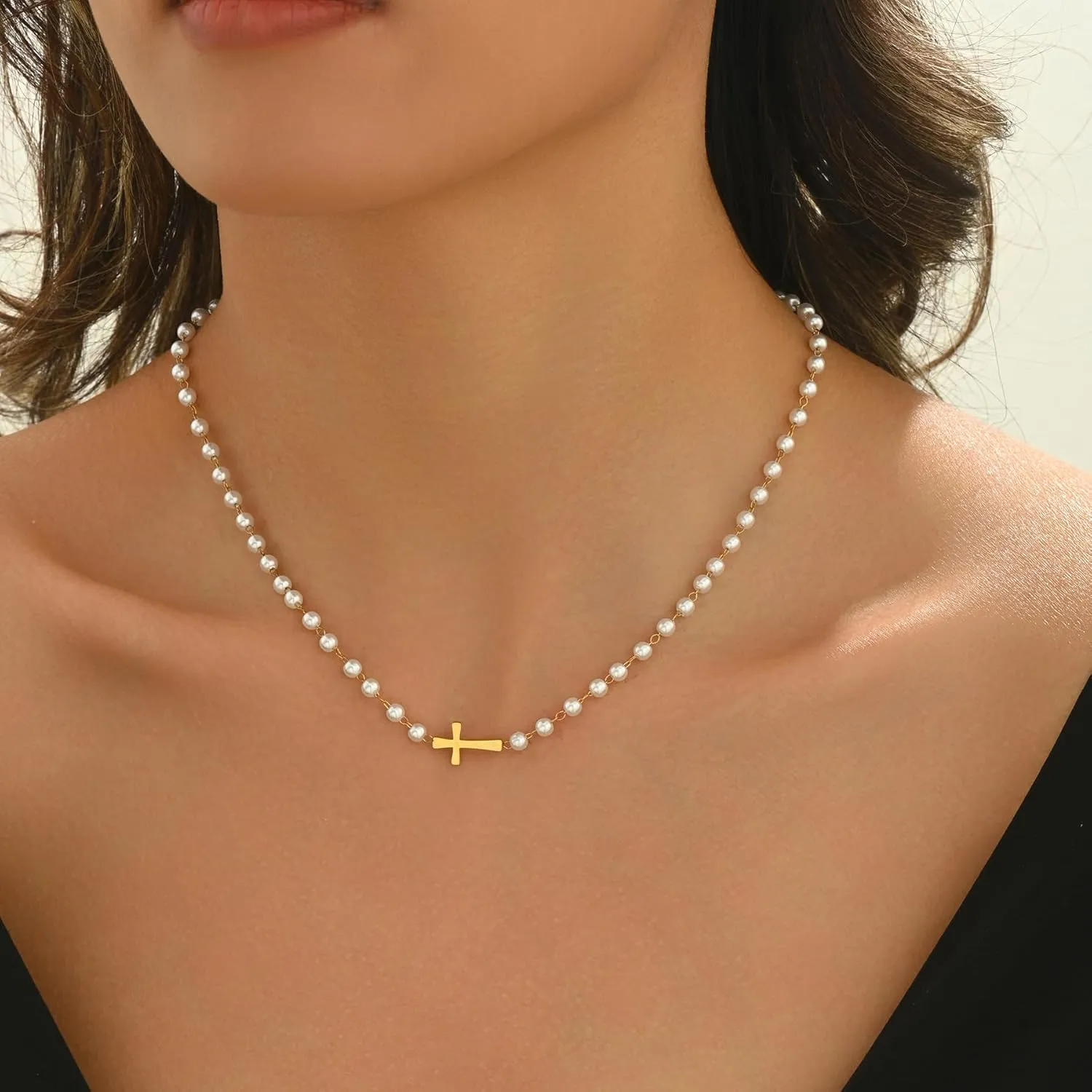 Cross Pendant Necklace for Women 18K Gold Plated Cubic Zirconia Diamond Pearl Beaded Cross Choker Necklaces Faith Religious Jewelry Gifts