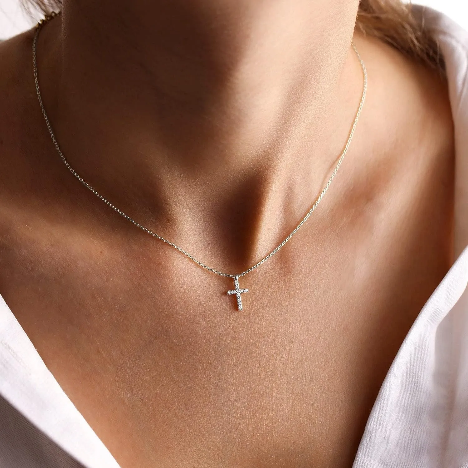 DEARMAY Dainty Cross Necklace for Women, Dainty 14k Gold Filled/Silver Cross Necklaces Simple Layered Small Cross Choker Necklace Thin Chain Necklaces Aesthetic Jewelry for Women Gift
