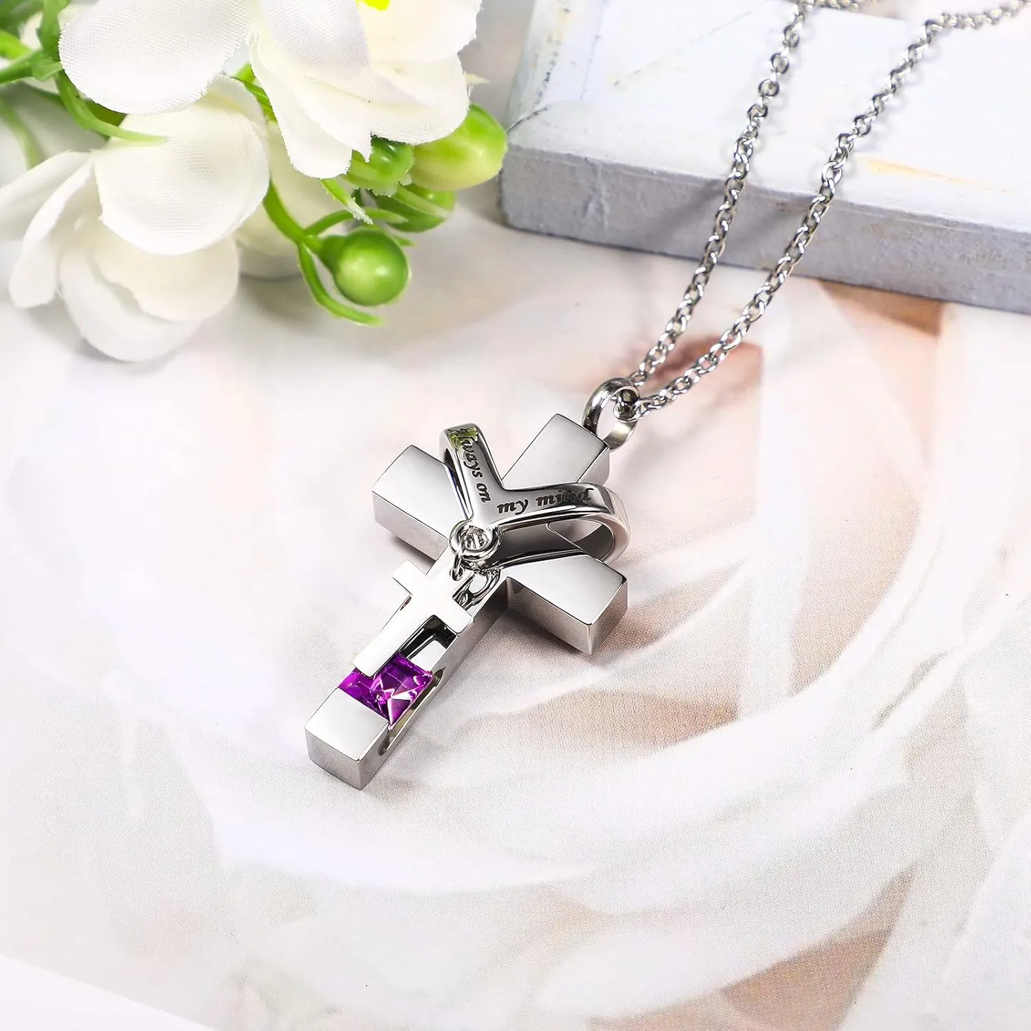 Fumete 5 Pcs Ashes Urn Necklace Keepsake Cremation Heart Cross Cubic Jewelry for Ashes Stainless Steel Memorial Locket Urn Keepsake Necklace for Women Men Loved Ones, 5 Styles