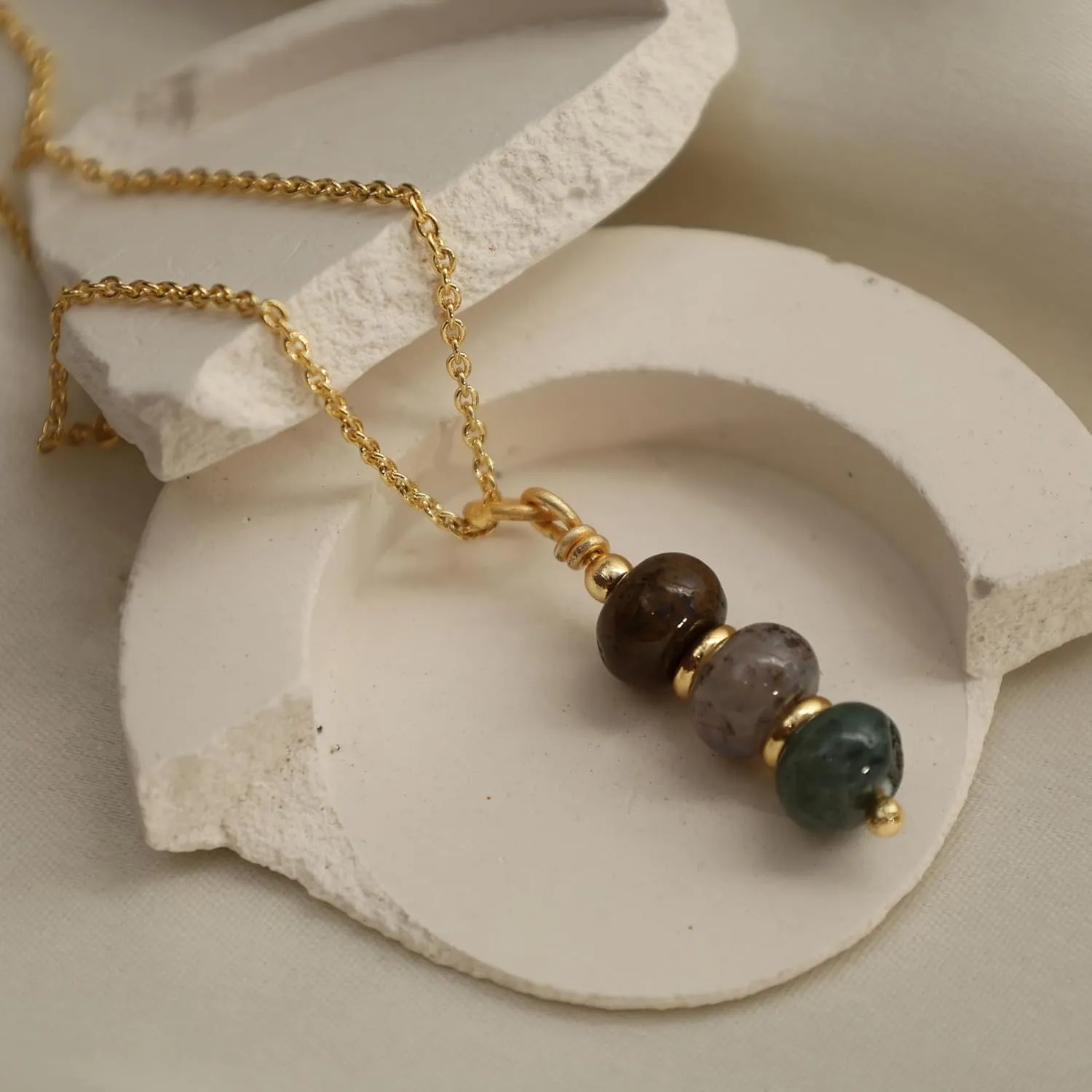 Gempires Moss Agate Crystal Pendant Necklace Gemstone Handmade Minimalist Jewelry Hypoallergenic 18 Inch Gold Plated Dainty Beaded Everyday Wear Necklaces