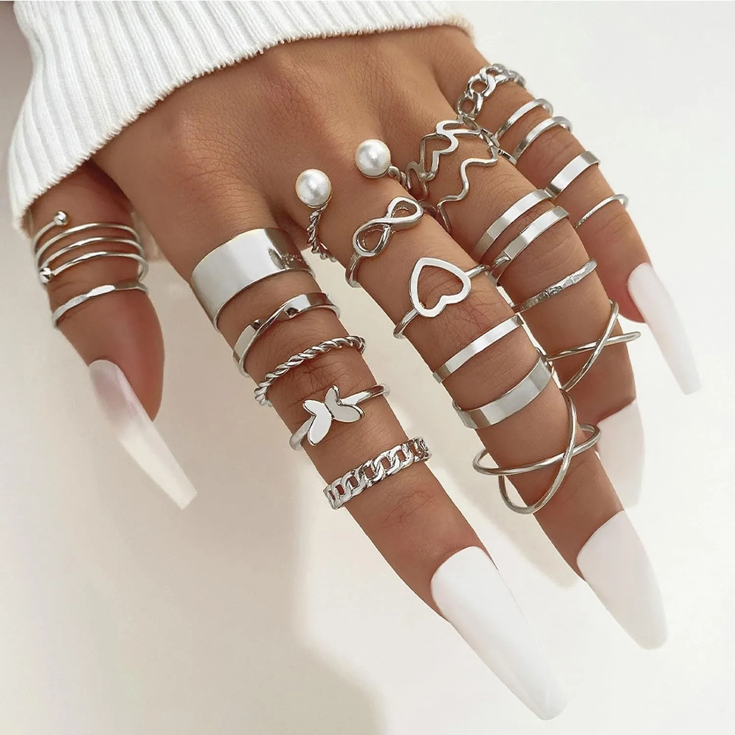 GYRMMUE 22Pcs Kunckle Rings Set for Women Boho Stackable Joint Rings Butterfly Pearl Heart Rings Vintage Open Adjustable Finger Rings Statement Ring Set Jewelry