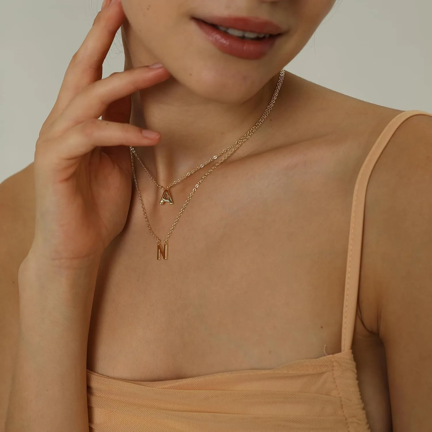 Initial Necklaces for Women, 14k Gold Plated Dainty Gold Letter Necklace Tiny Initial Pendant Necklace Cute Letter Name Choker Necklaces for Women Simple Gold Jewelry for Women Gifts