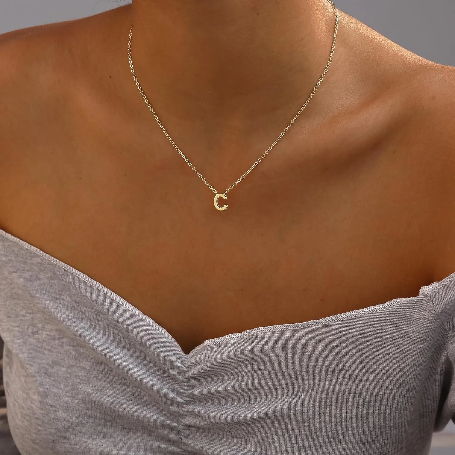 Initial Necklaces for Women, 14k Gold Plated Dainty Gold Letter Necklace Tiny Initial Pendant Necklace Cute Letter Name Choker Necklaces for Women Simple Gold Jewelry for Women Gifts