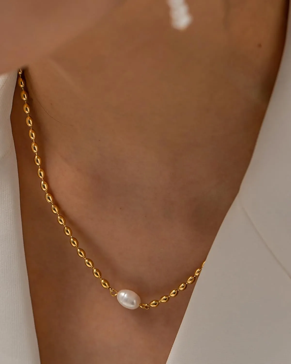 Layered Gold Necklace for Women,Stackable 14K Gold Plated Chain Necklace Cross Snake Twisted Layered Pendant Necklace Dainty Gold Chain Necklace Cross Pendant Jewelry Gifts for Women
