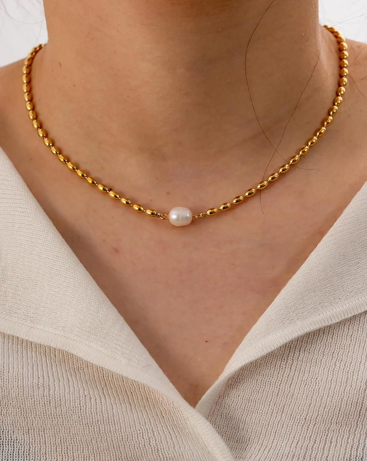 Layered Gold Necklace for Women,Stackable 14K Gold Plated Chain Necklace Cross Snake Twisted Layered Pendant Necklace Dainty Gold Chain Necklace Cross Pendant Jewelry Gifts for Women