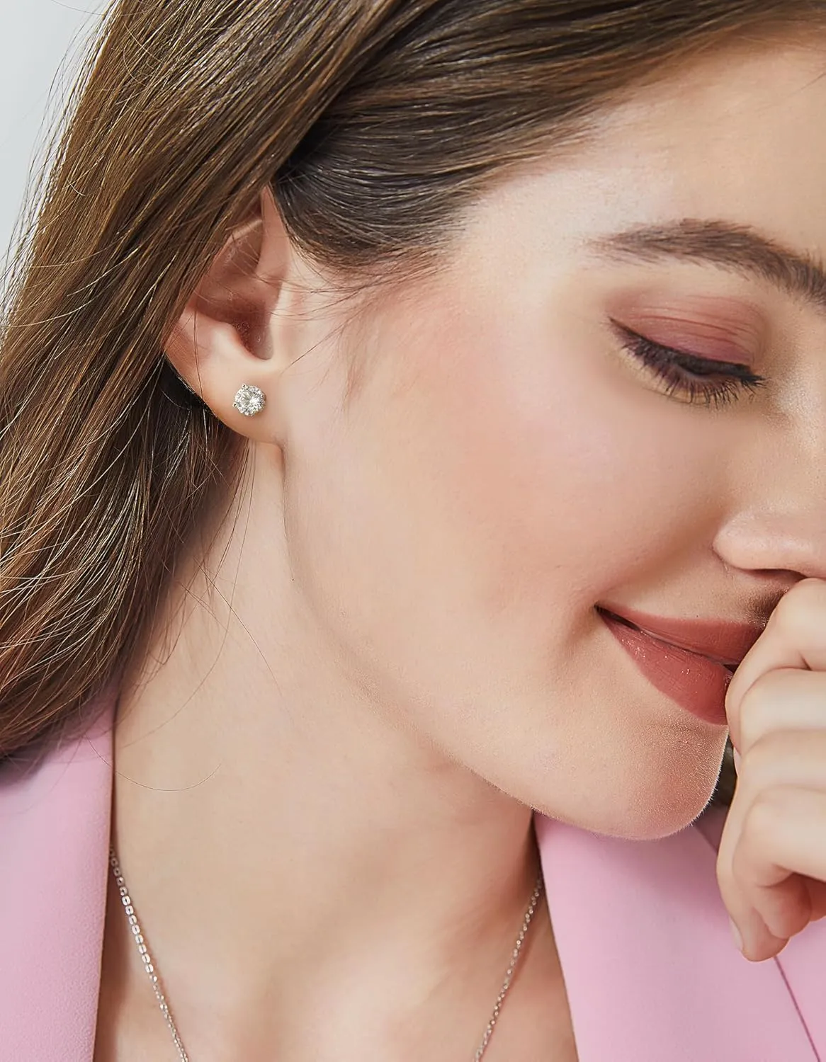 MomentWish Moissanite Stud Earrings, Christmas Gift for Her, 2 Carat Lab Created Diamond Earrings for Women, 925 Sterling Silver Initial Earrings Men Earrings Alphabet Letter Earrings