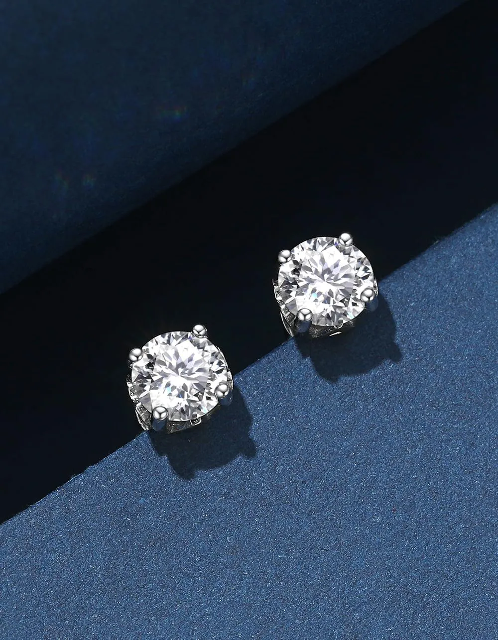 MomentWish Moissanite Stud Earrings, Christmas Gift for Her, 2 Carat Lab Created Diamond Earrings for Women, 925 Sterling Silver Initial Earrings Men Earrings Alphabet Letter Earrings