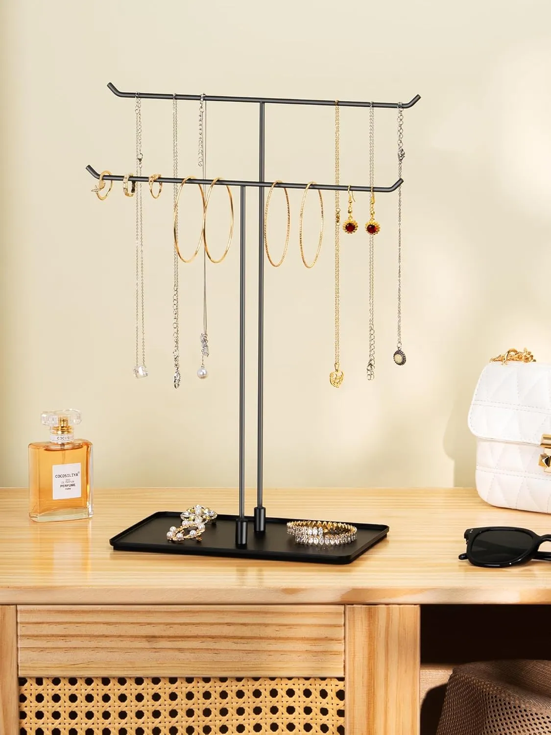 Necklace Holder Jewelry Stand Organizer for Necklaces and Bracelets, Metal Display Stand, Gift for Women, Ideal for Home, Bedroom, or Vanity, Black