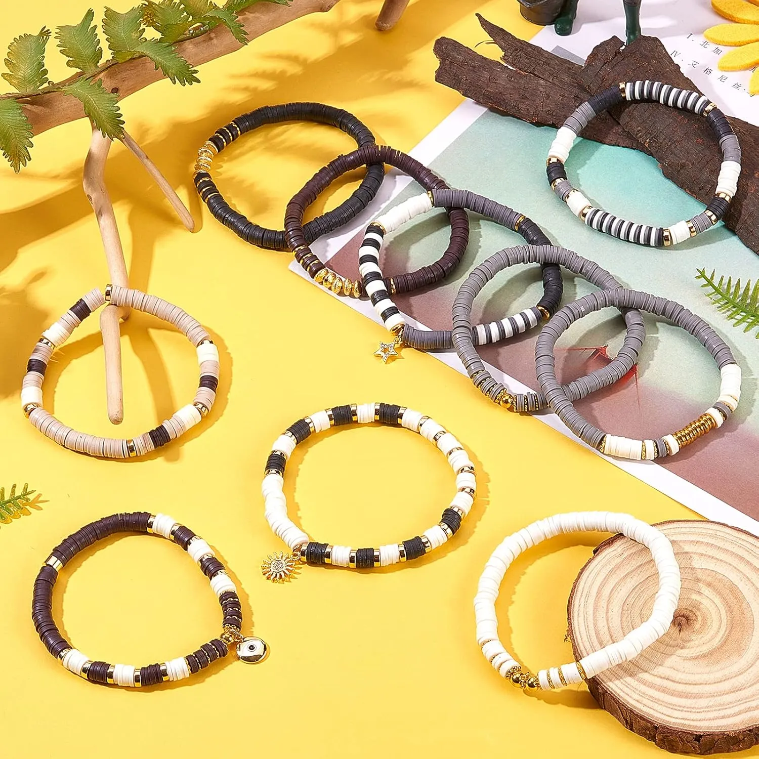 Ornaland Heishi Surfer Bracelets Set Polymer Clay Heishi Beads Stretch Bracelets Bohemia Summer Beach Jewelry for Women