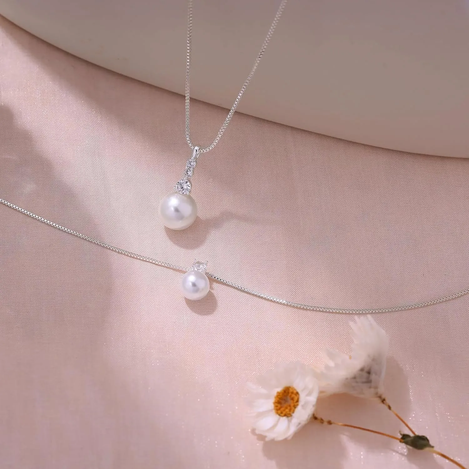 Pearl Necklaces for Women, Dainty Gold Necklace 14K Gold Plated Charm CZ Pearl Pendant Necklace Simple Gold Pearl Choker Necklaces for Women Trendy Wedding Womens Jewelry