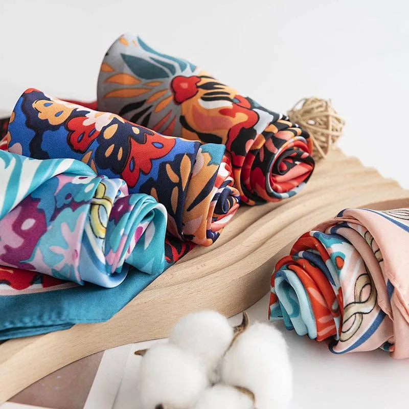 Purse Scarf Scarvii - Chain and Floral Square Scarf