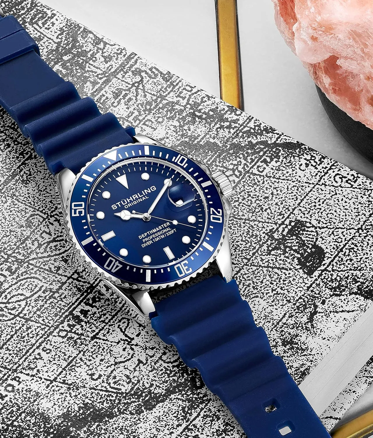 Stuhrling Original Men's Watch Dive Watch Silver 42 MM Case with Screw Down Crown Rubber Strap Water Resistant to 330 FT