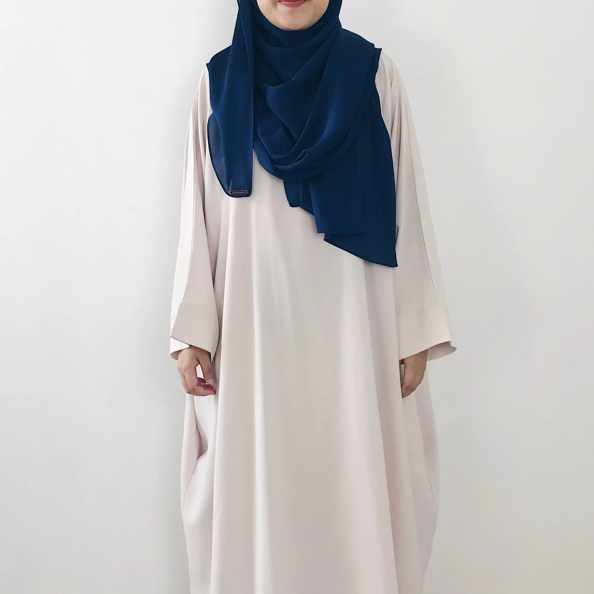 Textured Satin : Navy