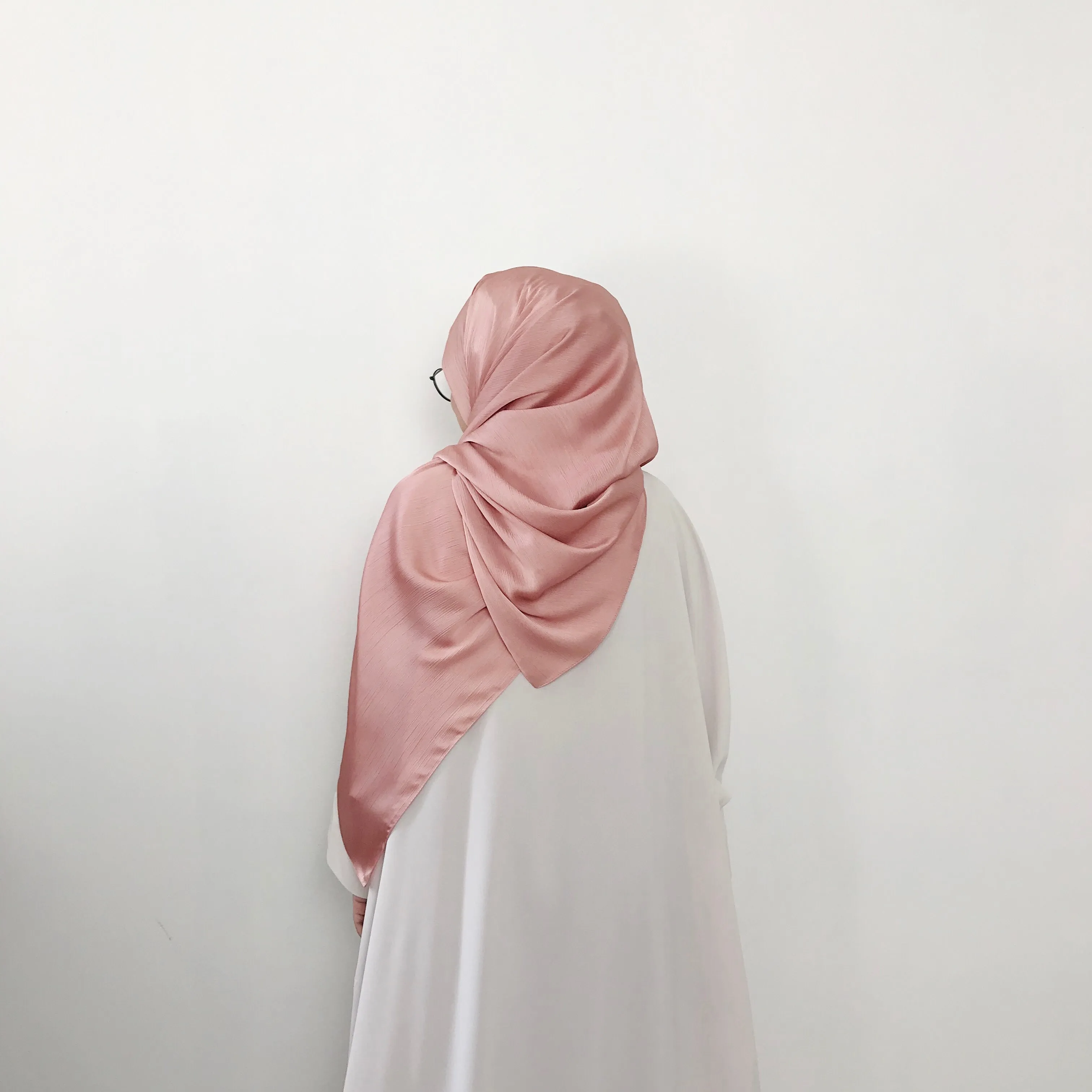 Textured Satin : Soft Peach