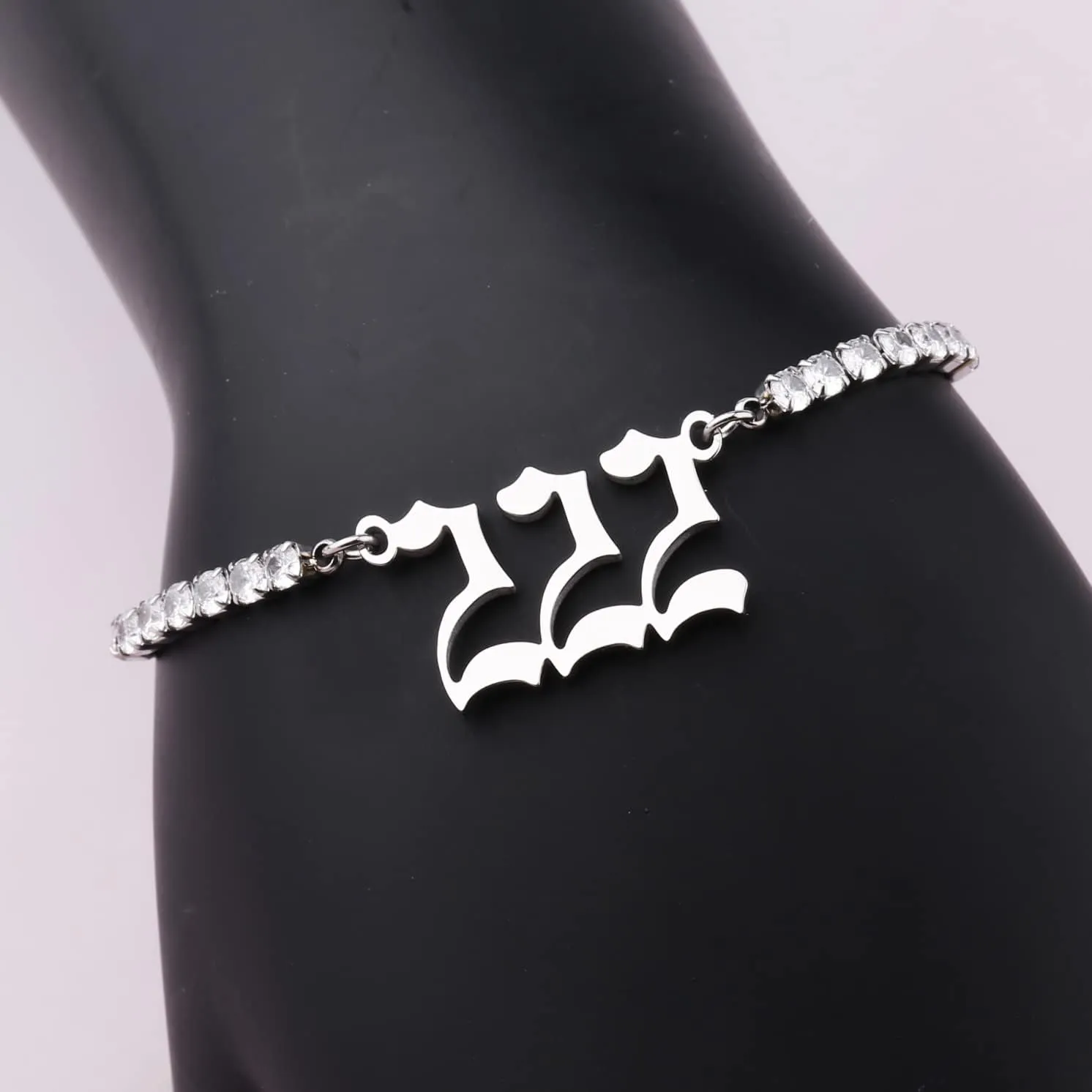 WKXZMTR Angel Number Bracelets for Women Adjustable Friendship Chain Bracelets Numerology Jewelry Birthday Gift for Women