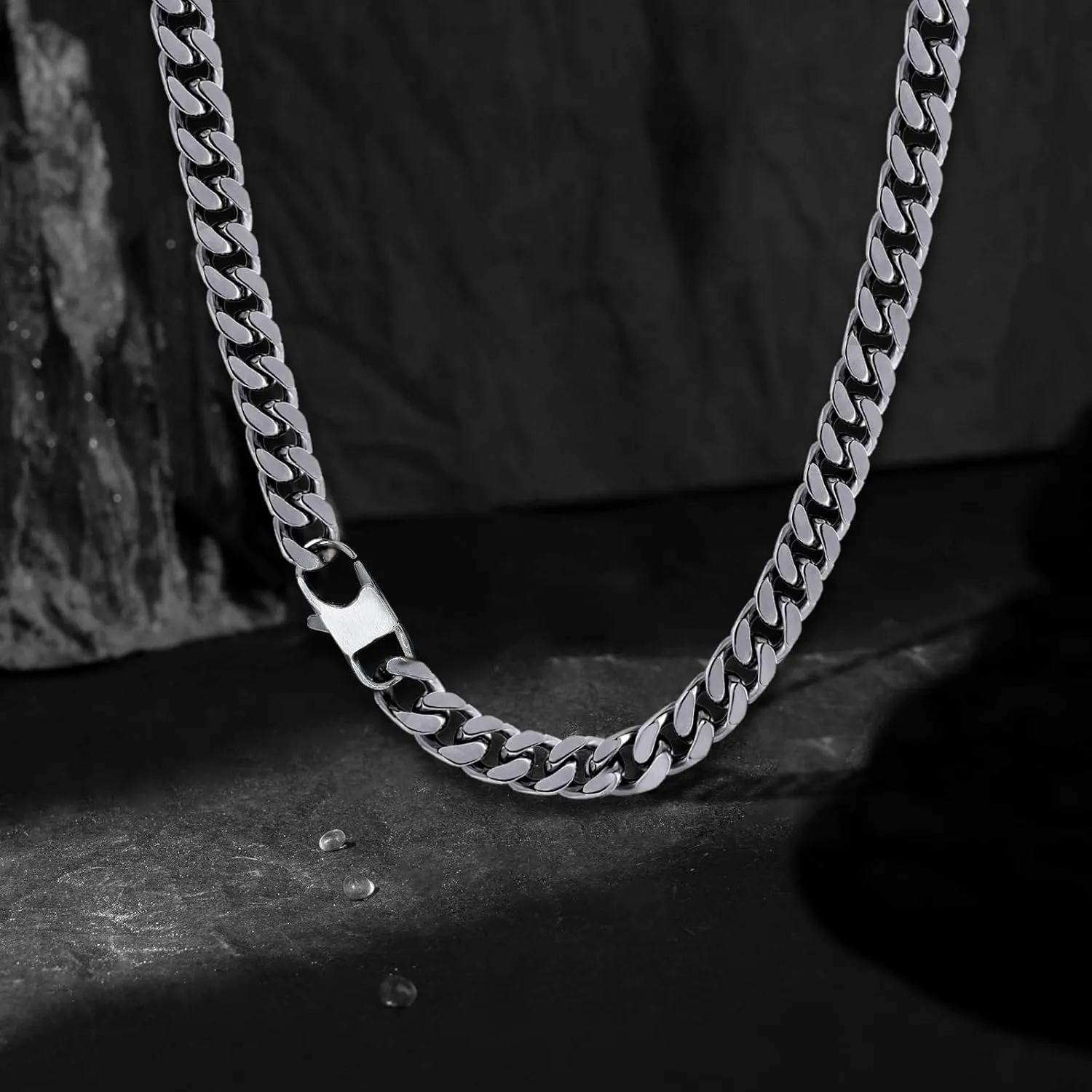 YAMI Mens 8/10/12MM Width Cuban Link Chain, Stainless Steel Thick Cuban Link Curb Chain Necklace for Men/Women, 18/20/22/24/26Inch Two Tone Chain Necklace Jewelry Gifts